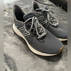 Men’s New Balance Sneakers Size 9